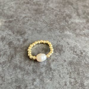 Fresh water stretchy pearl gold bead ring